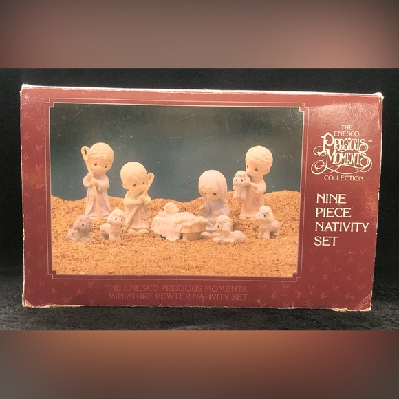 Precious Moments Statuetta Natività: 'I Bring You Good News Of Great Joy' – Mini Figura Religiosa 8,3 Cm